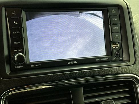 Used 2019 Dodge Grand Caravan SXT FWD image 36