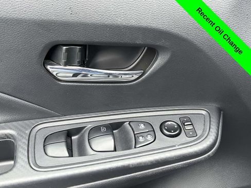 Used 2024 Nissan Versa SV image 10