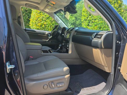 Used 2021 Lexus GX 460 Premium image 37