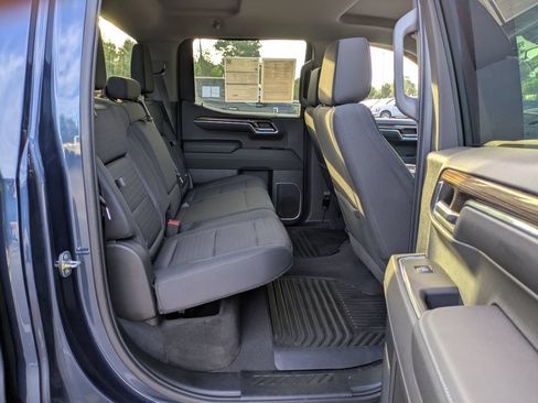 Used 2023 Chevrolet Silverado 1500 LT AWD/4WD image 35