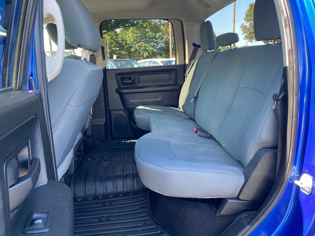 Used 2019 RAM 1500 Express w/ Express Value Package AWD/4WD image 14