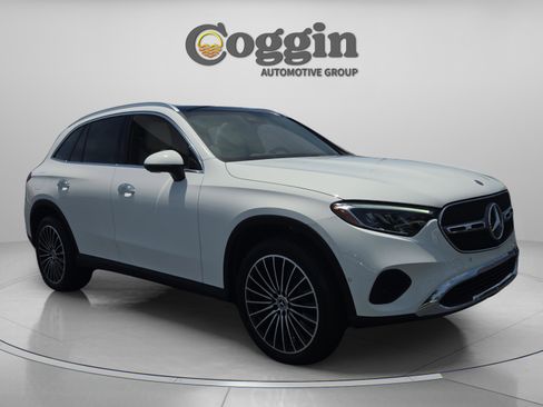 Used 2025 Mercedes-Benz GLC 300 image 7