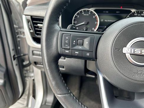 Used 2022 Nissan Rogue SL w/ SL Premium Package image 26