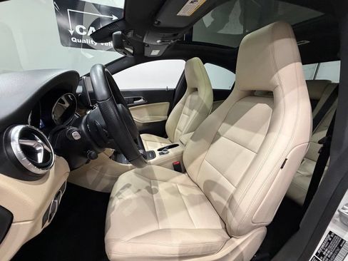 Used 2015 Mercedes-Benz CLA 250 4MATIC image 22