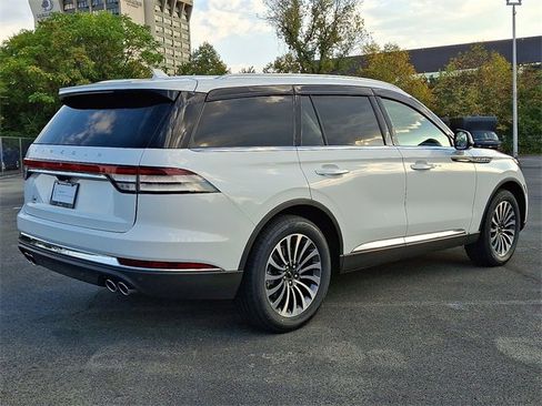 Certified 2024 Lincoln Aviator Reserve w/ Elements Package Plus image 7