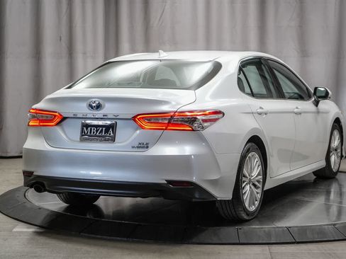 Used 2020 Toyota Camry XLE w/ Carpet Mat Package image 6