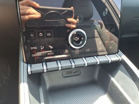 New 2026 GMC Terrain AT4 AWD/4WD image 19