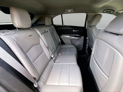 Used 2023 Cadillac XT4 Luxury FWD image 20