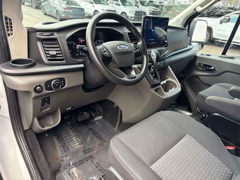 Used 2022 Ford Transit 350 XLT image 17