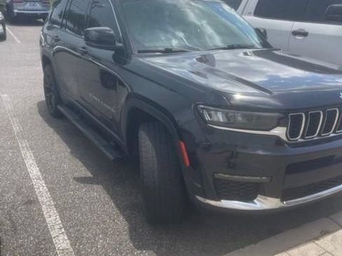 Used 2022 Jeep Grand Cherokee L Limited RWD image 8