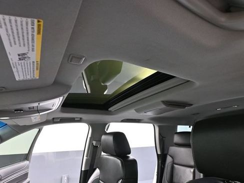 Used 2016 Chevrolet Tahoe LTZ AWD/4WD image 28