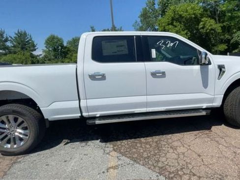 New 2026 Ford F150 XLT w/ Equipment Group 302A MID AWD/4WD image 9