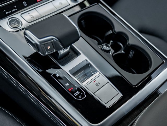 New 2026 Audi Q7 3.0T Premium Plus AWD/4WD image 18