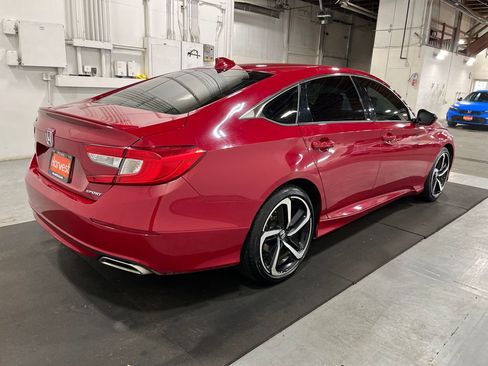 Used 2018 Honda Accord Sport image 27