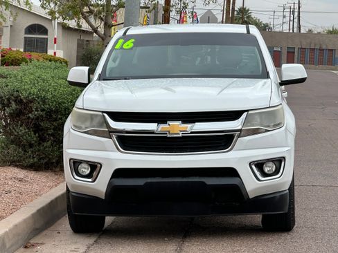 Used 2016 Chevrolet Colorado LT w/ LT Convenience Package image 2