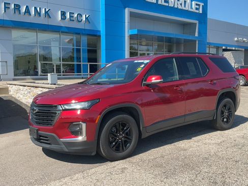 Used 2023 Chevrolet Traverse LT w/ Midnight/Sport Edition AWD/4WD image 3