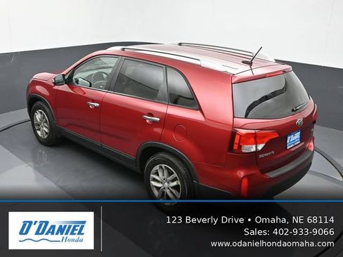 Used 2014 Kia Sorento LX FWD image 15