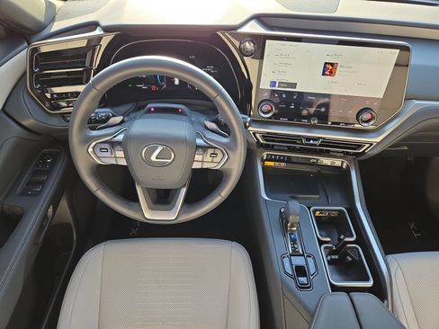 Used 2025 Lexus TX 350 FWD w/ Technology Package image 14
