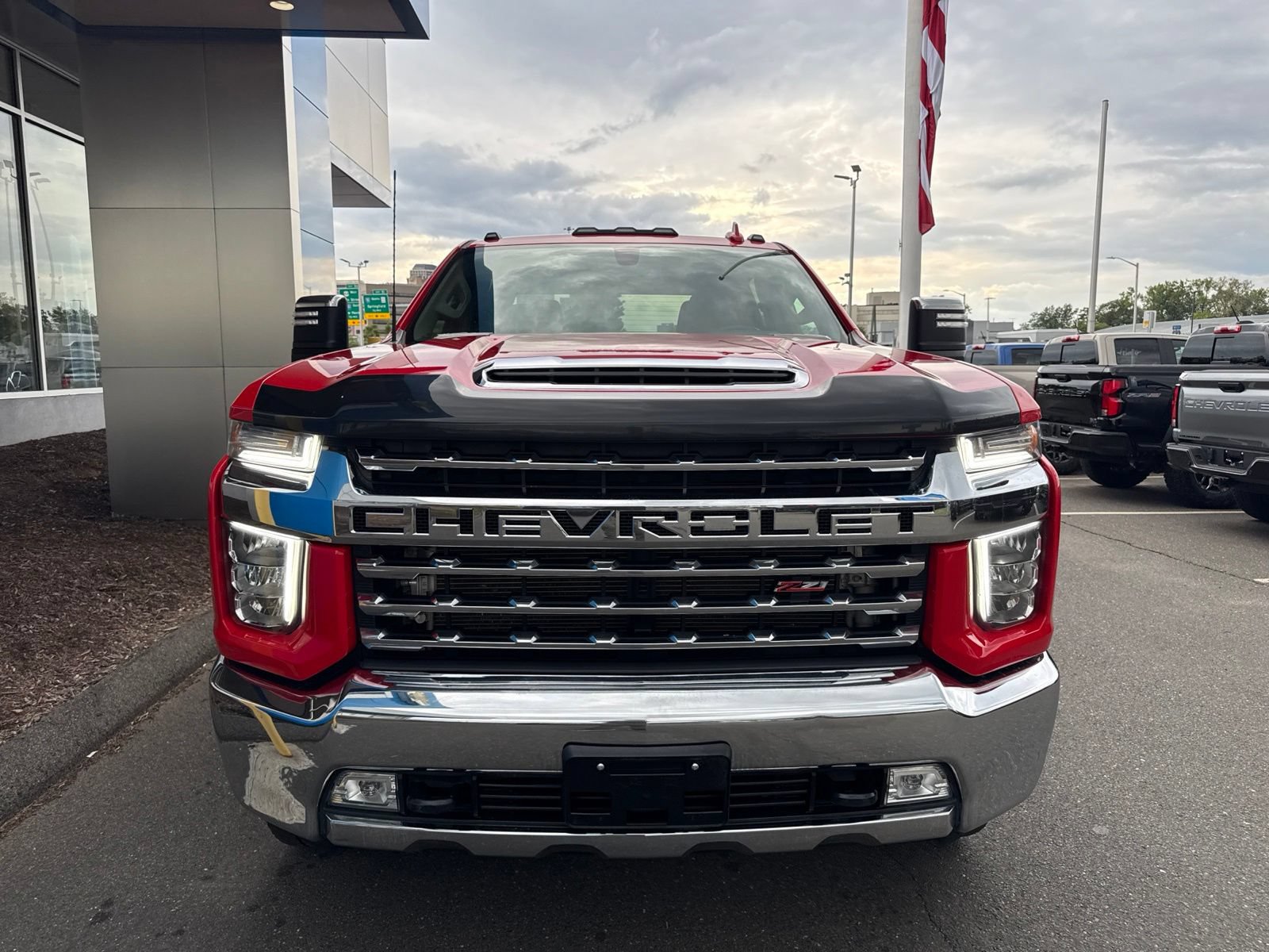 Used 2023 Chevrolet Silverado 2500 LTZ w/ Z71 Off-Road Package AWD/4WD image 3