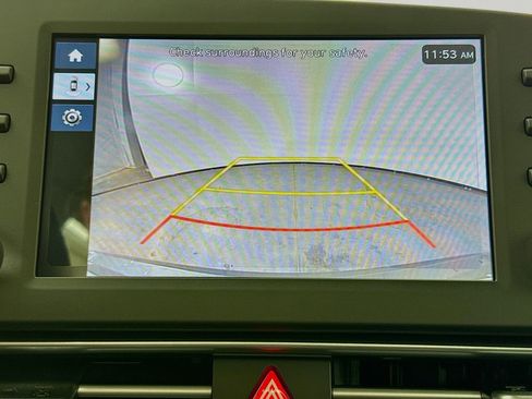 Certified 2025 Hyundai Elantra SE image 13