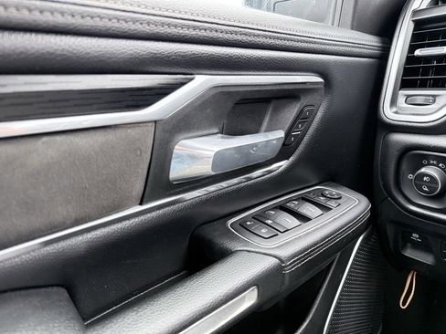 Used 2023 RAM 1500 Laramie image 12