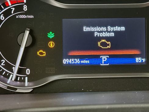 Used 2016 Honda Pilot Touring image 20