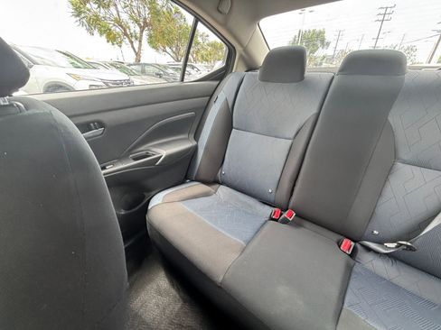Used 2025 Nissan Versa SV FWD image 44