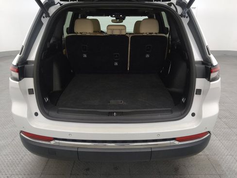 Used 2023 Jeep Grand Cherokee 4WD 4xe image 29