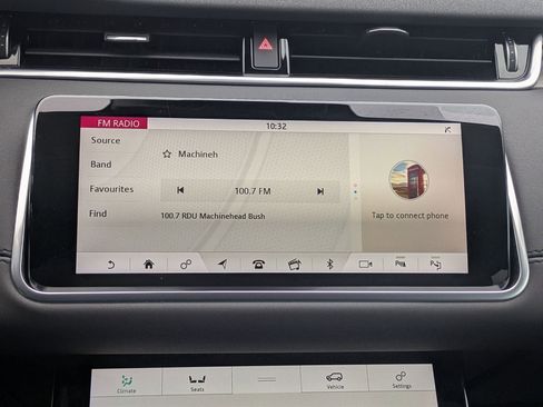 Used 2020 Land Rover Range Rover Evoque SE image 12