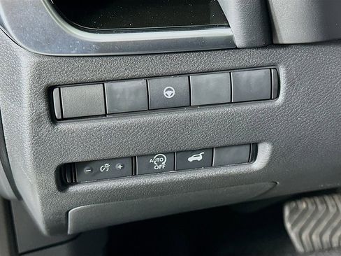 New 2026 Nissan Rogue SV image 15