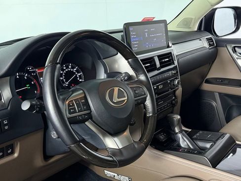 Used 2022 Lexus GX 460 Luxury w/ Sport Design Package image 22