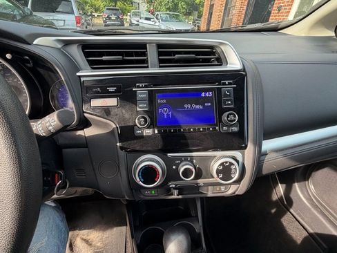 Used 2019 Honda Fit LX image 13
