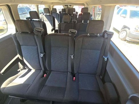 Used 2019 Ford Transit 350 XLT RWD image 7