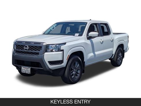 Certified 2025 Nissan Frontier SV RWD image 22