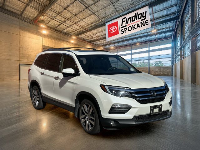 Used 2017 Honda Pilot Touring image 3
