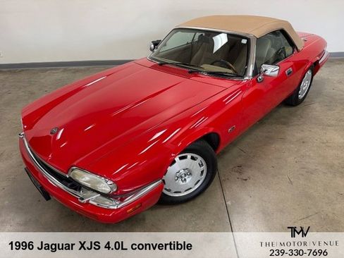 Used 1996 Jaguar XJS 4.0 Convertible RWD image 2