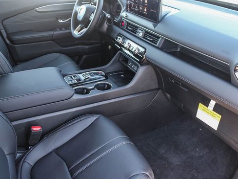 New 2026 Honda Pilot Touring image 19