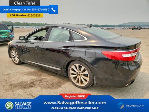 Used 2012 Hyundai Azera w/ Technology Pkg FWD image 3