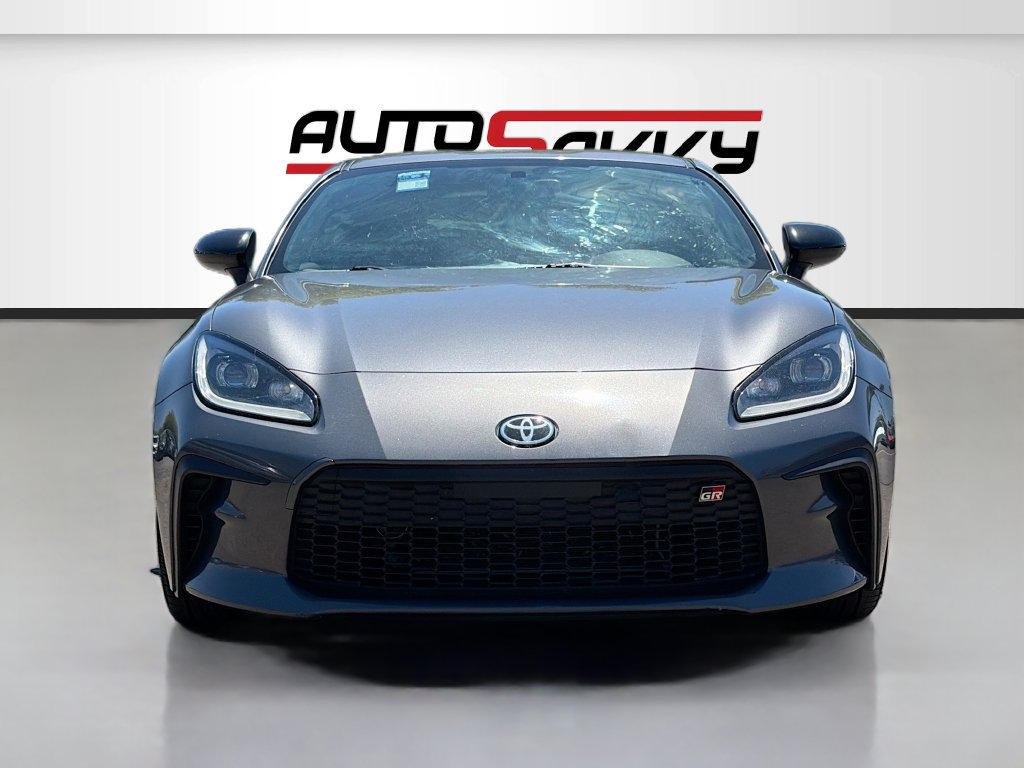 Used 2023 Toyota GR86 RWD image 2