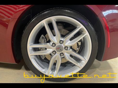 Used 2018 Chevrolet Corvette Stingray Coupe w/ 1LT image 10