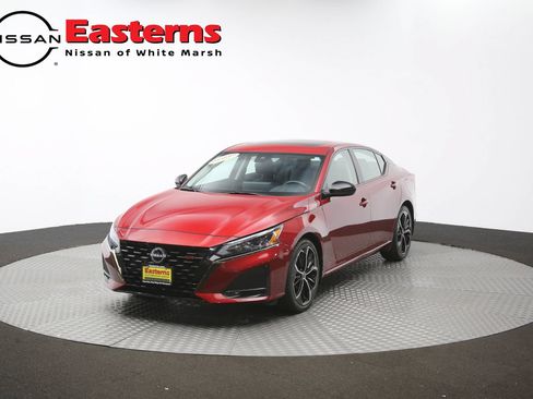 Used 2024 Nissan Altima 2.5 SR w/ SR Premium Package FWD image 54