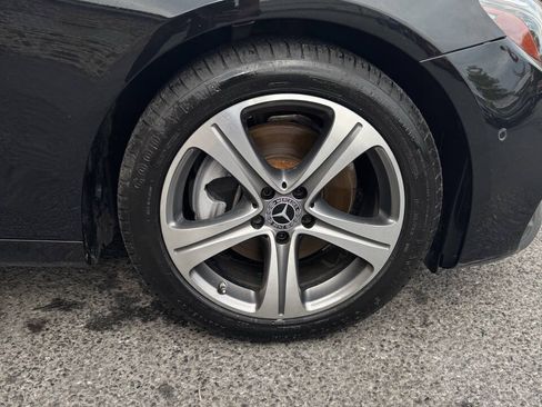 Used 2019 Mercedes-Benz E 300 4MATIC image 15