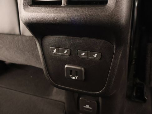 Used 2019 Chevrolet Equinox Premier FWD image 15