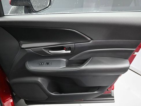 Certified 2026 Toyota Grand Highlander AWD Hybrid image 39