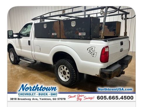 Used 2015 Ford F250 XL image 3