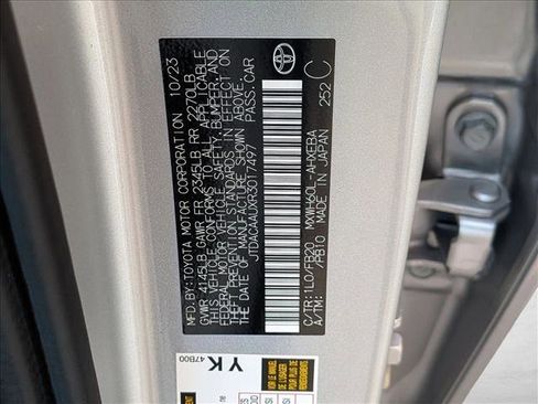 Used 2024 Toyota Prius LE image 24