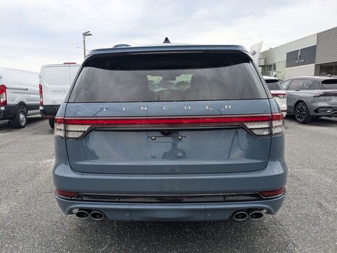 New 2026 Lincoln Aviator 2WD w/ Jet Appearance Package image 4