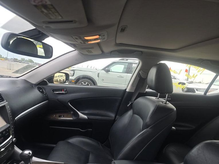 Used 2013 Lexus IS 250 AWD w/ Luxury Plus Pkg Value Edition image 6
