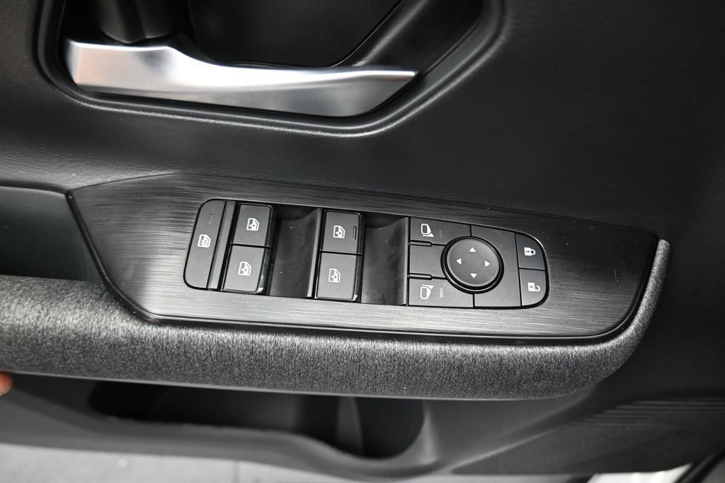 Certified 2026 Nissan Kicks SV w/ Cold Weather Package AWD/4WD image 28