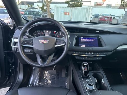 Used 2022 Cadillac XT4 Premium Luxury w/ Technology Package image 16